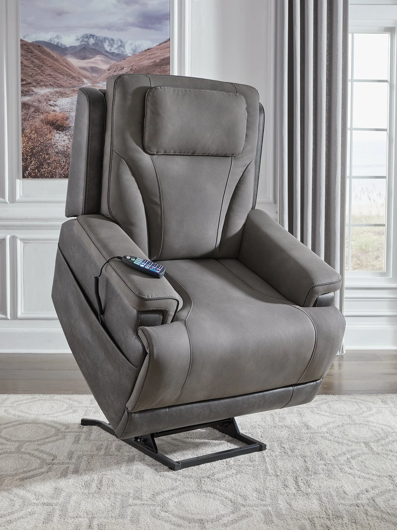 4Z-Peaceful Pause Power Lift Recliner - Image 25