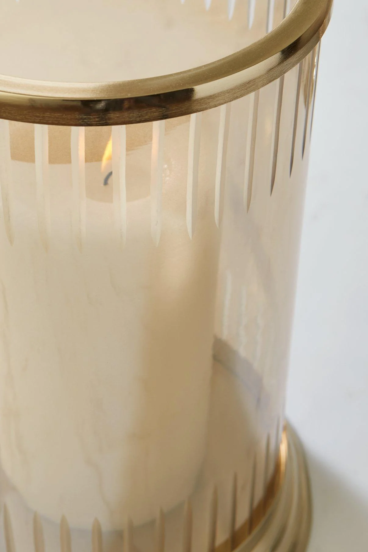 Aavinson Candle Holder - Image 10