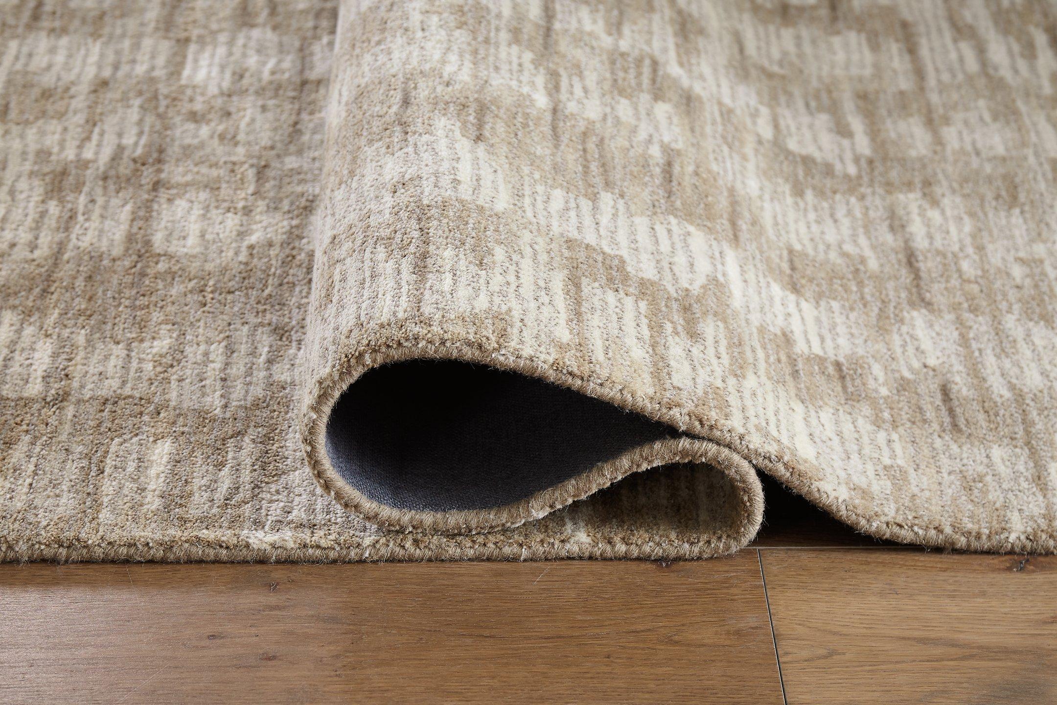 Abanlane 5' x 7' Rug - Image 6
