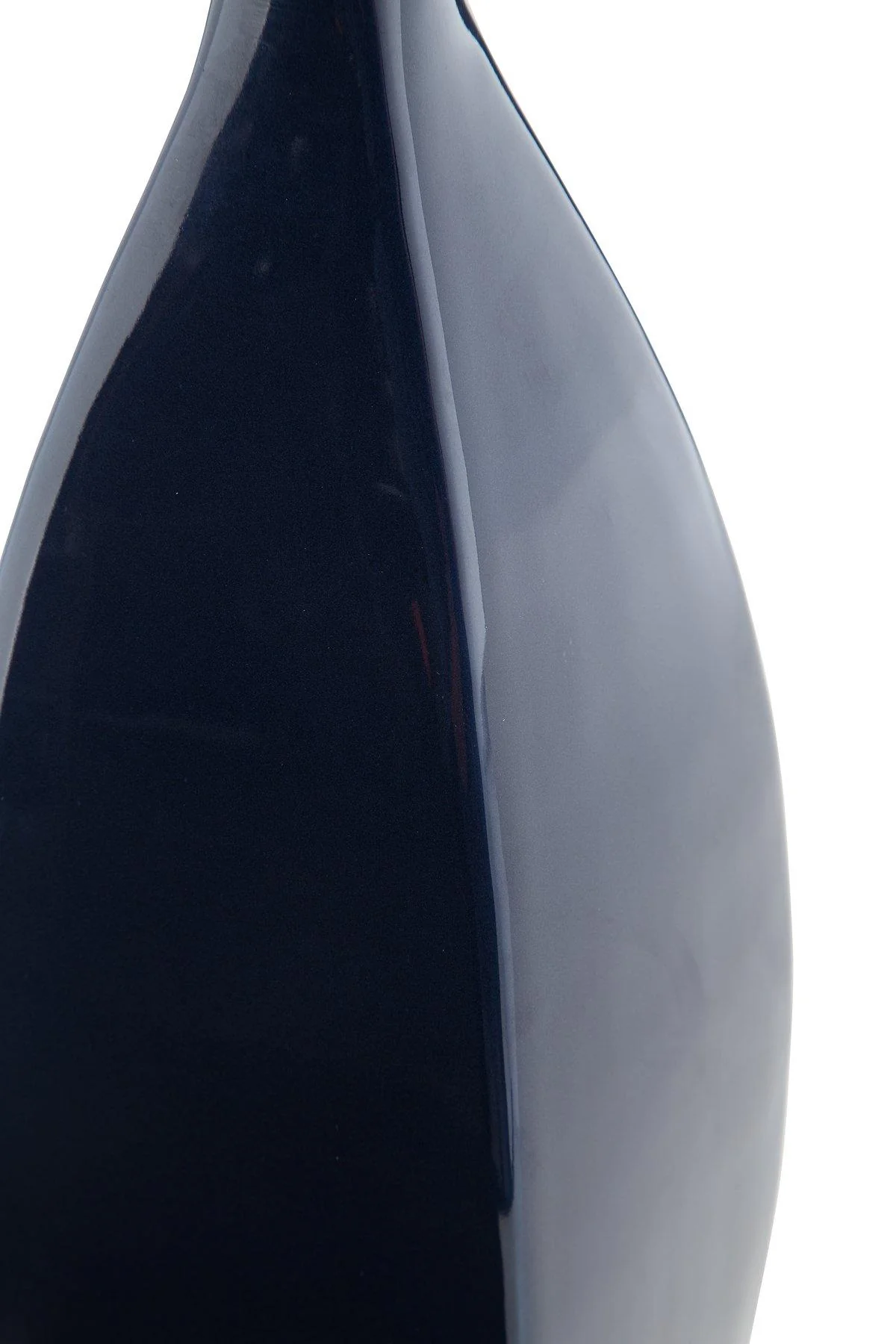 Abtinson Vase - Image 4