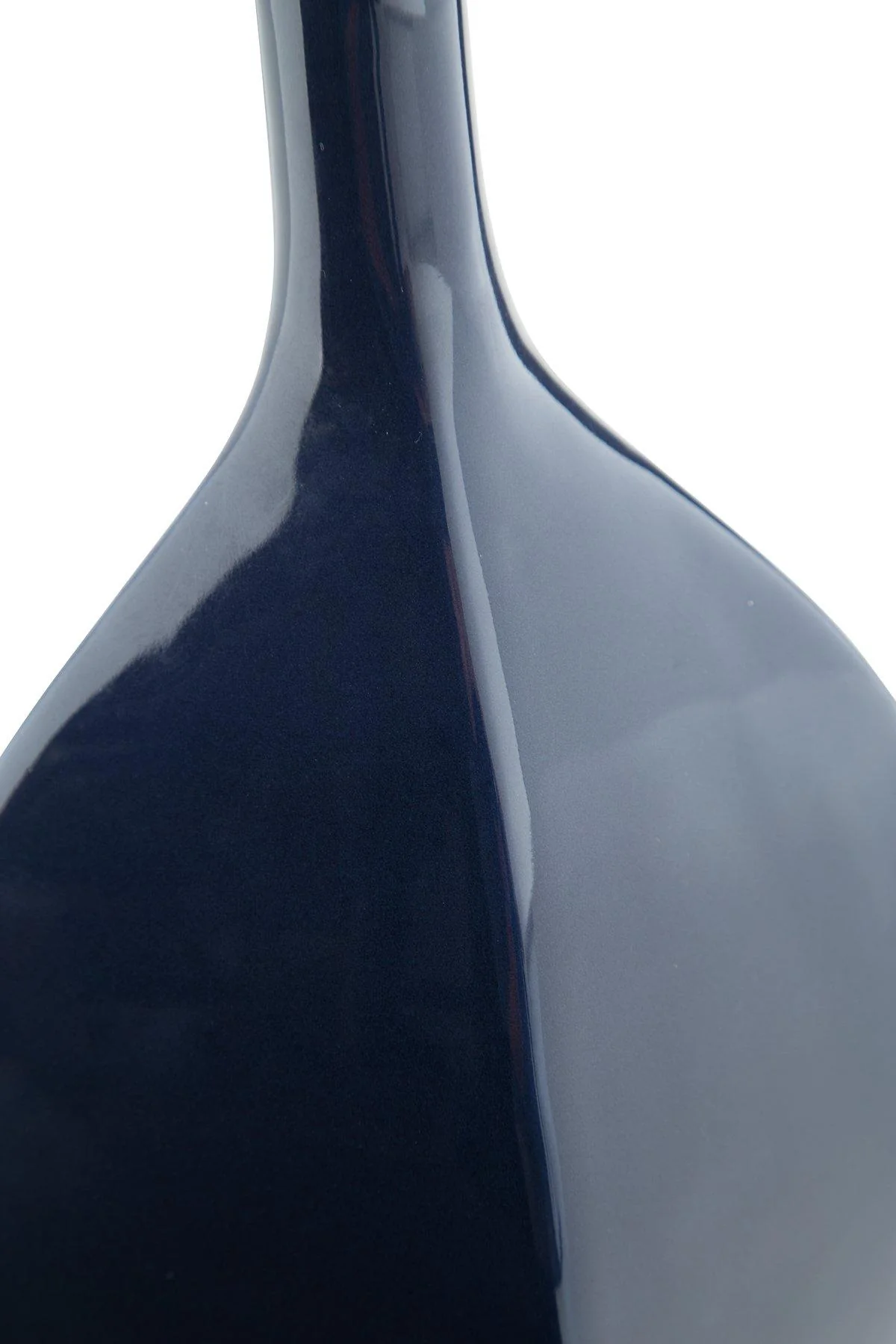 Abtinson Vase - Image 8