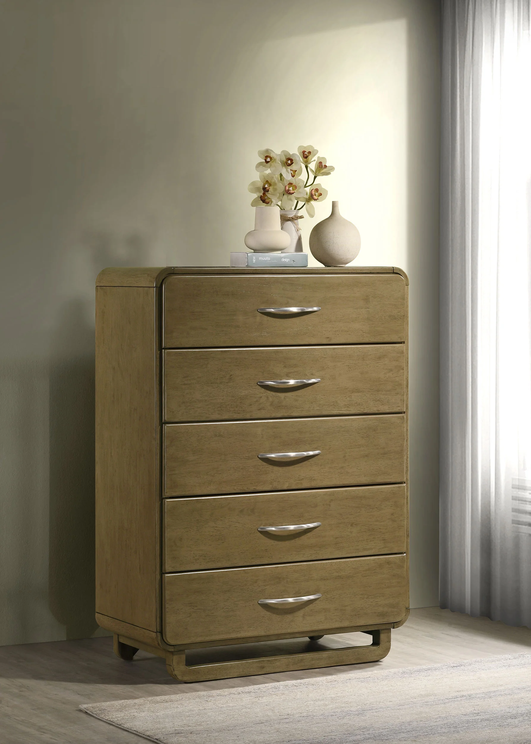 Amsbury Chest of Drawers - Image 2