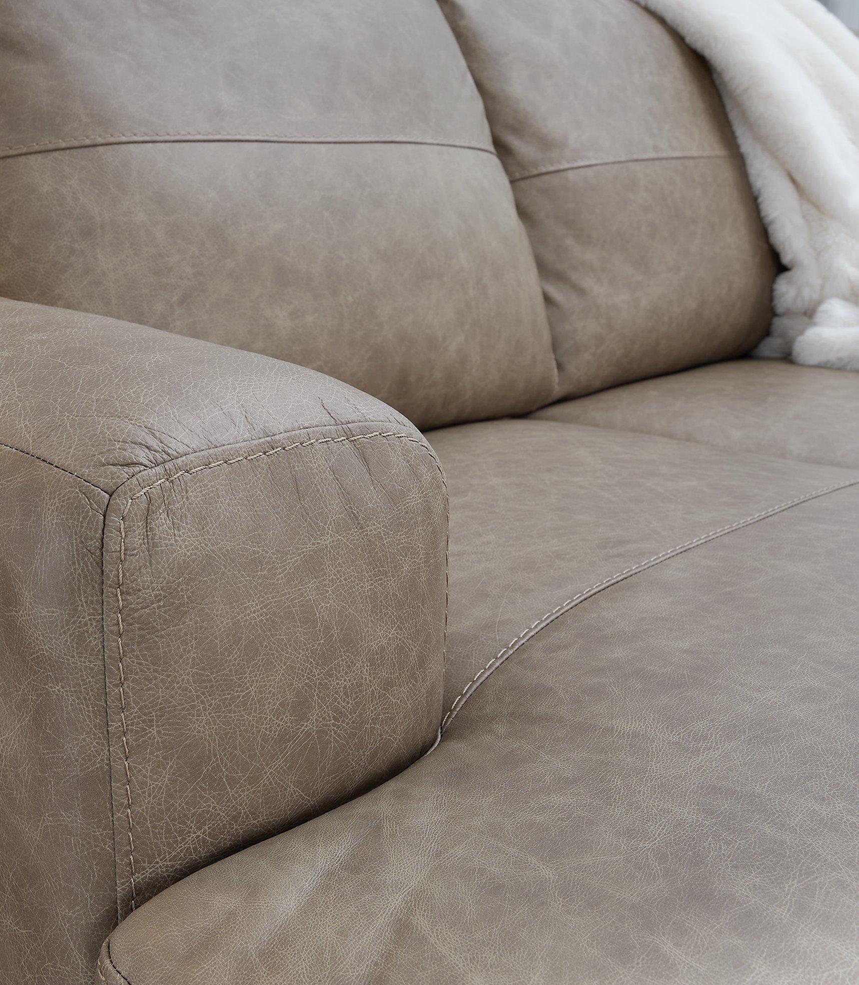 Amuleto Sectional with Chaise - Image 3