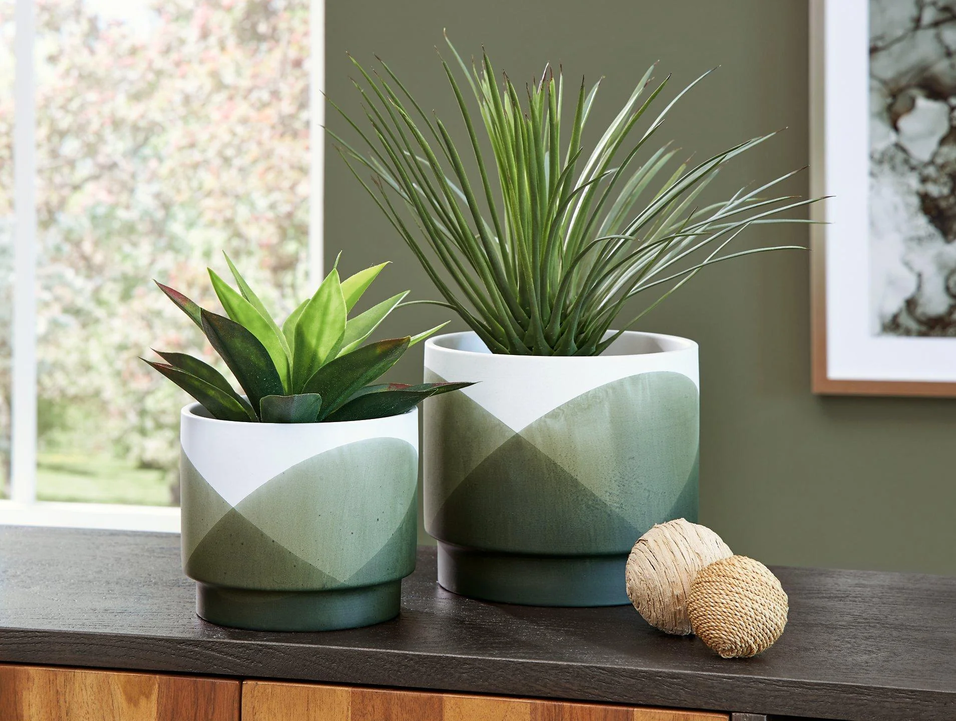 Ardenridge Planter (Set of 2) - Image 2