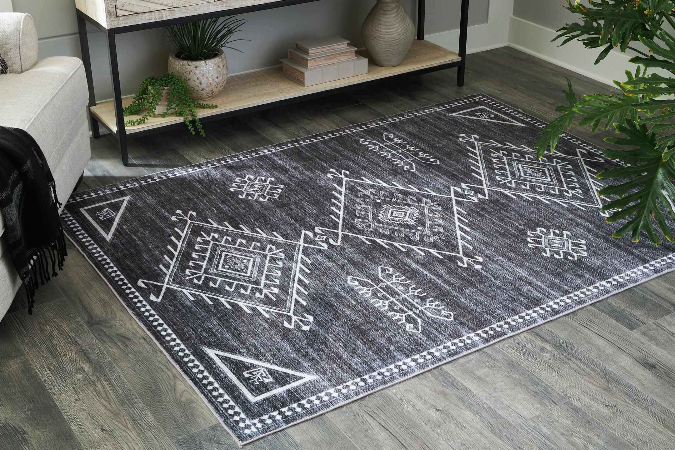 Arloman Rug - Image 2