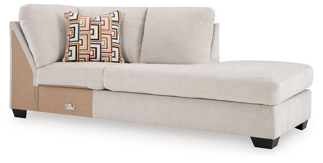 Aviemore Sectional with Chaise - Image 20