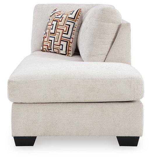 Aviemore Sectional with Chaise - Image 23