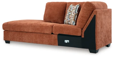 Aviemore Sectional with Chaise - Image 52