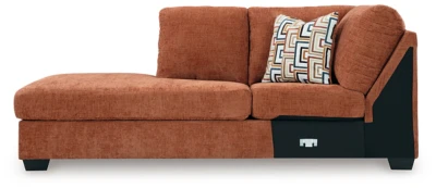 Aviemore Sectional with Chaise - Image 53