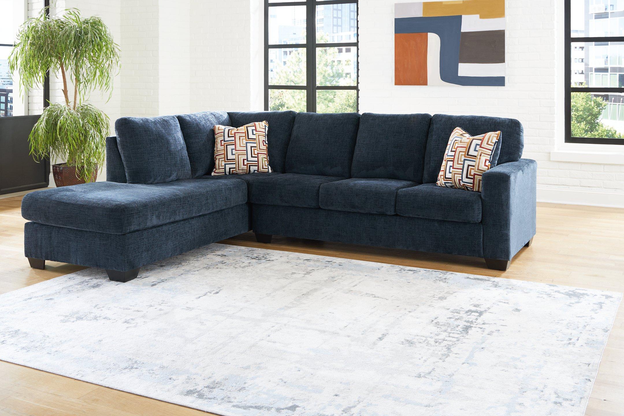 Aviemore Sectional with Chaise - Image 76