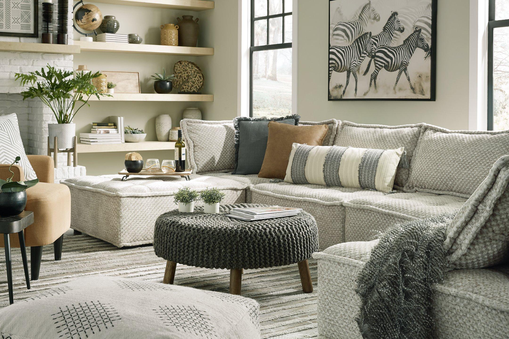 Bales Accent Chair - Image 9
