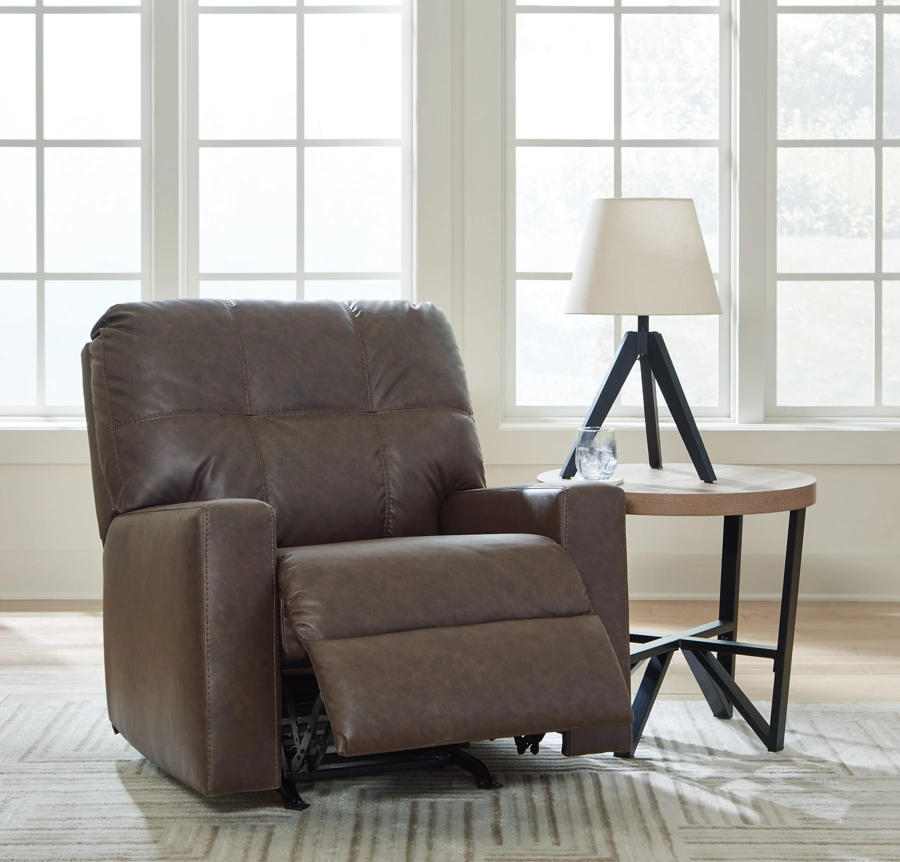 Barlin Mills Recliner - Image 18
