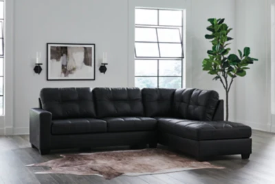 Barlin Mills Sectional with Chaise - Image 2