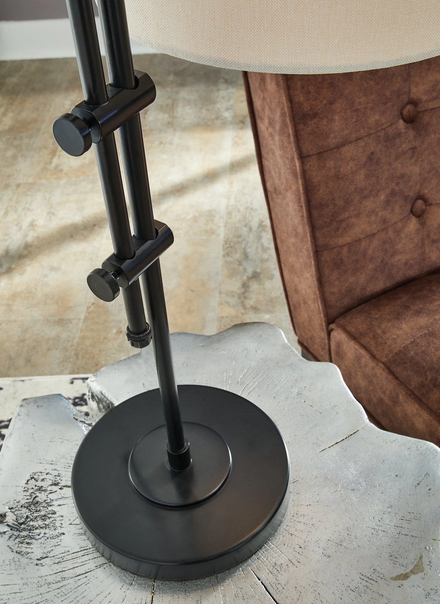 Baronvale Accent Lamp - Image 5
