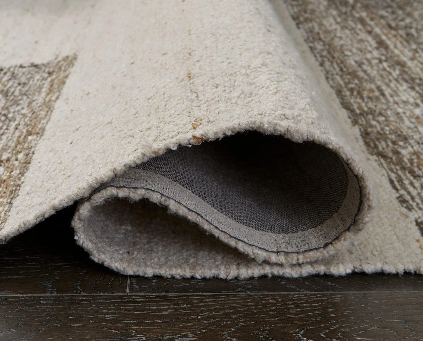Barus Rug - Image 6