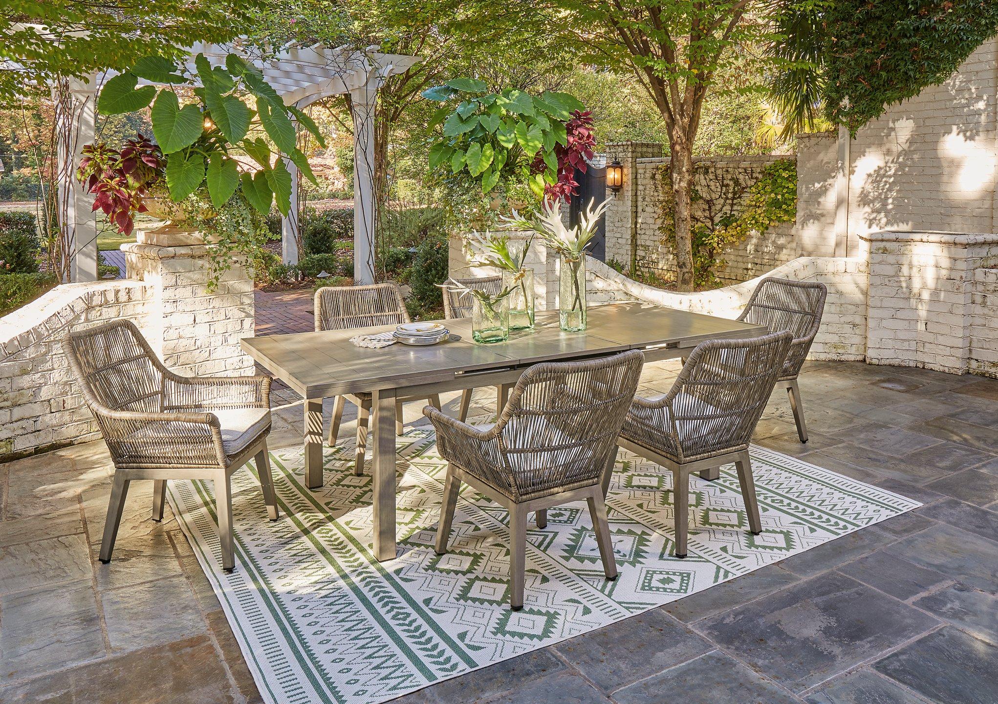 Beach Front Outdoor Set - Image 8