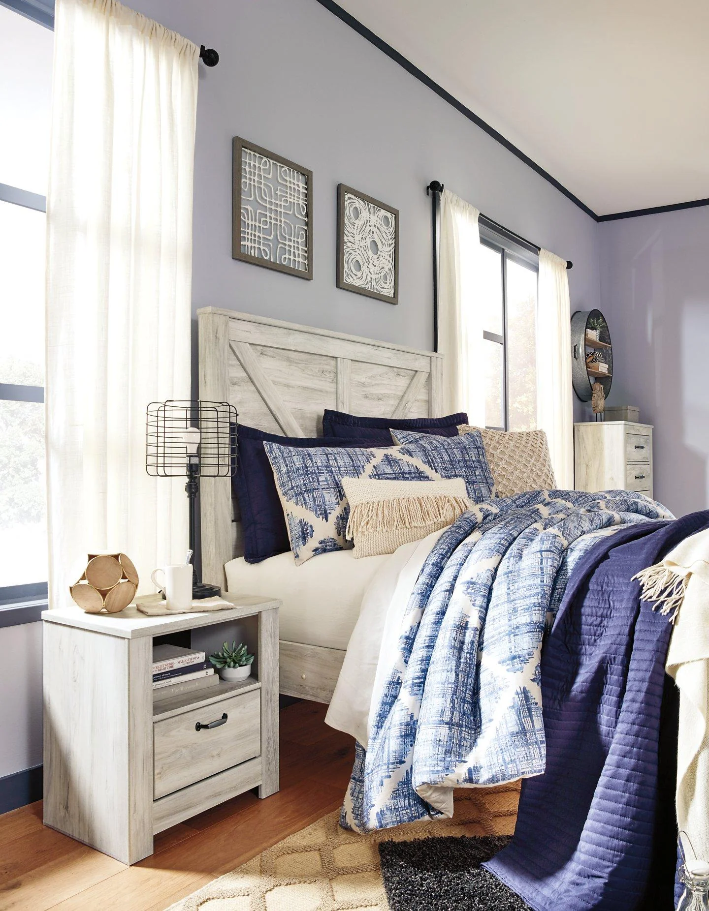Bellaby Crossbuck Bed - Image 5