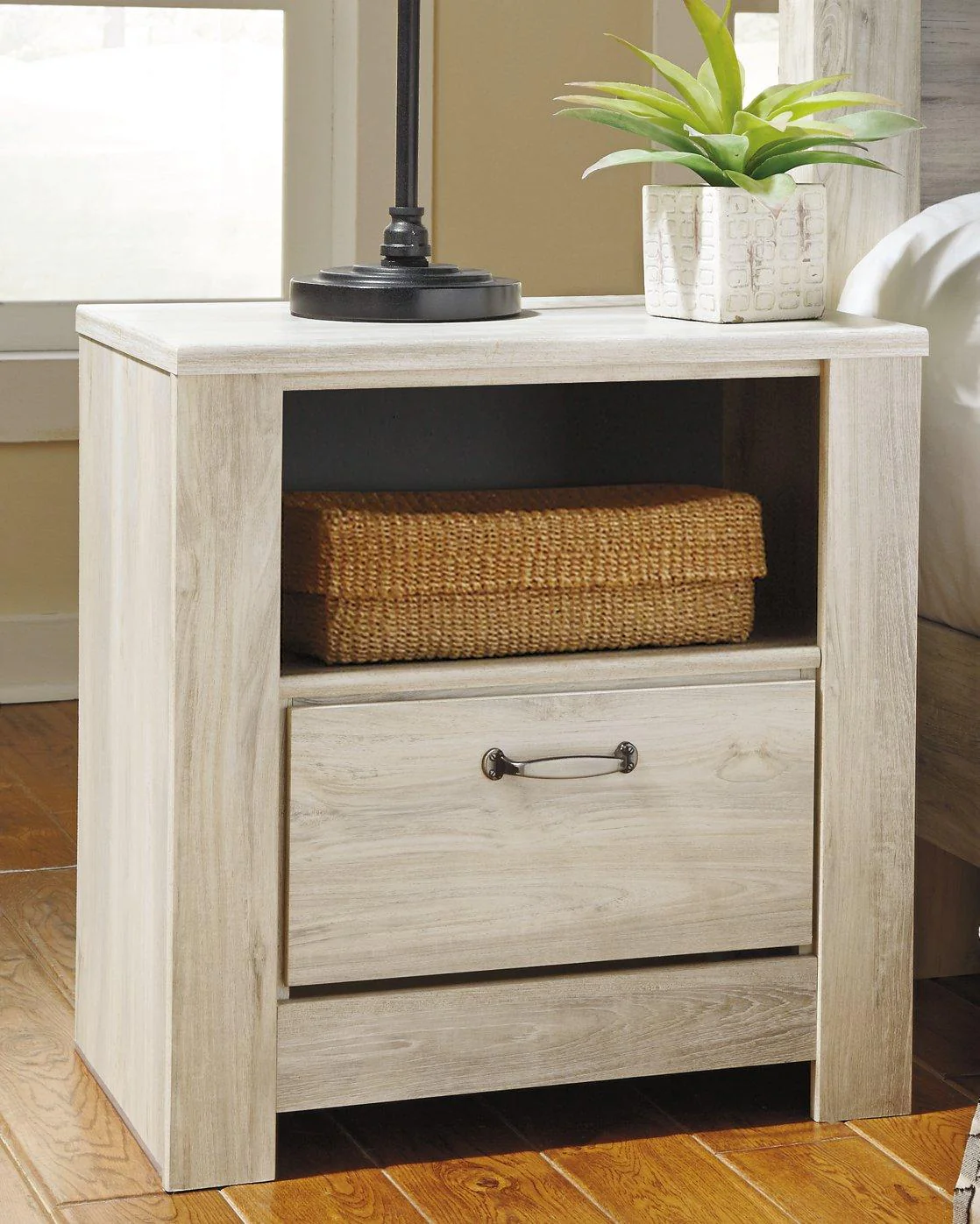 Bellaby Nightstand - Image 2