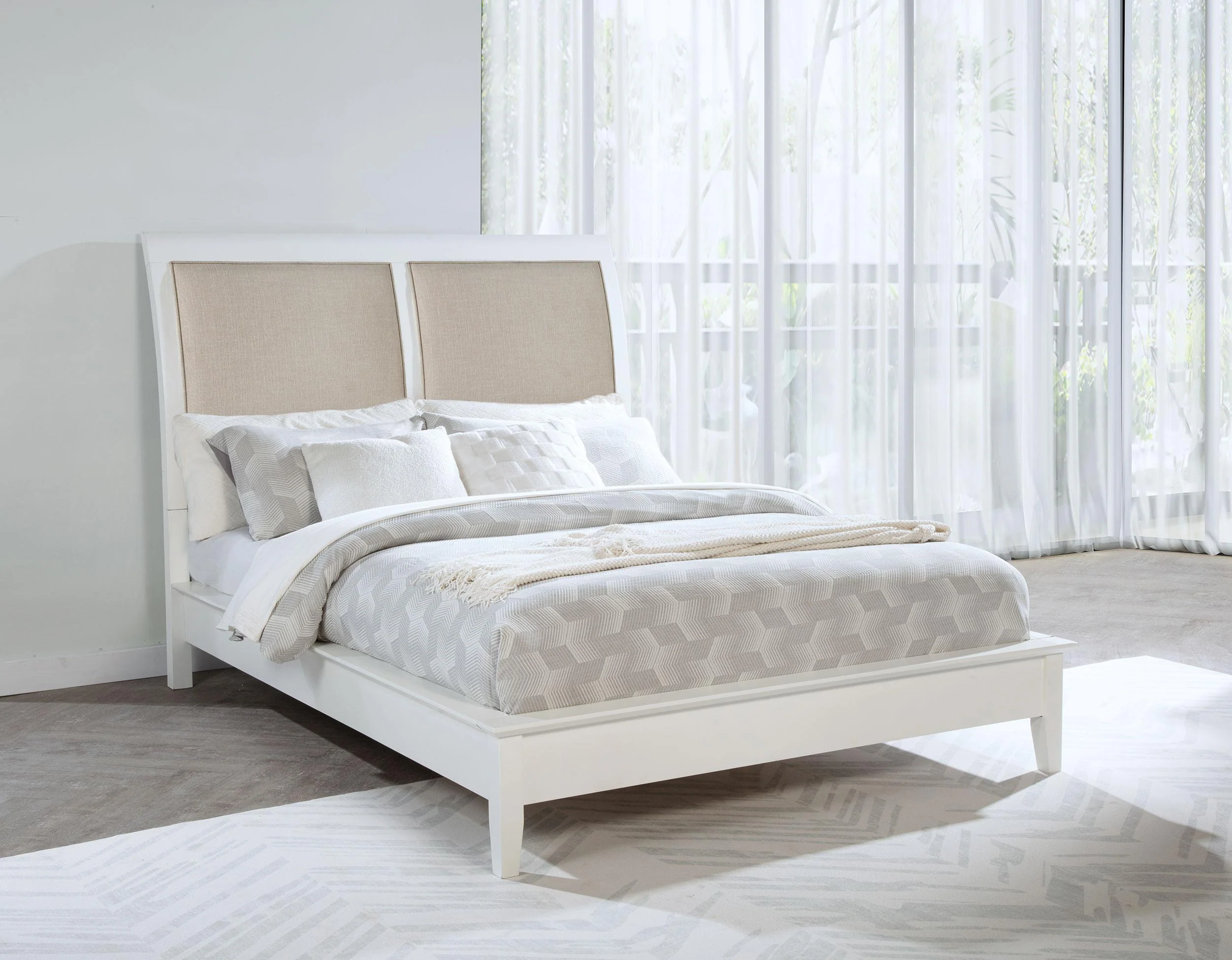 Bexhill Panel Bed - Image 2