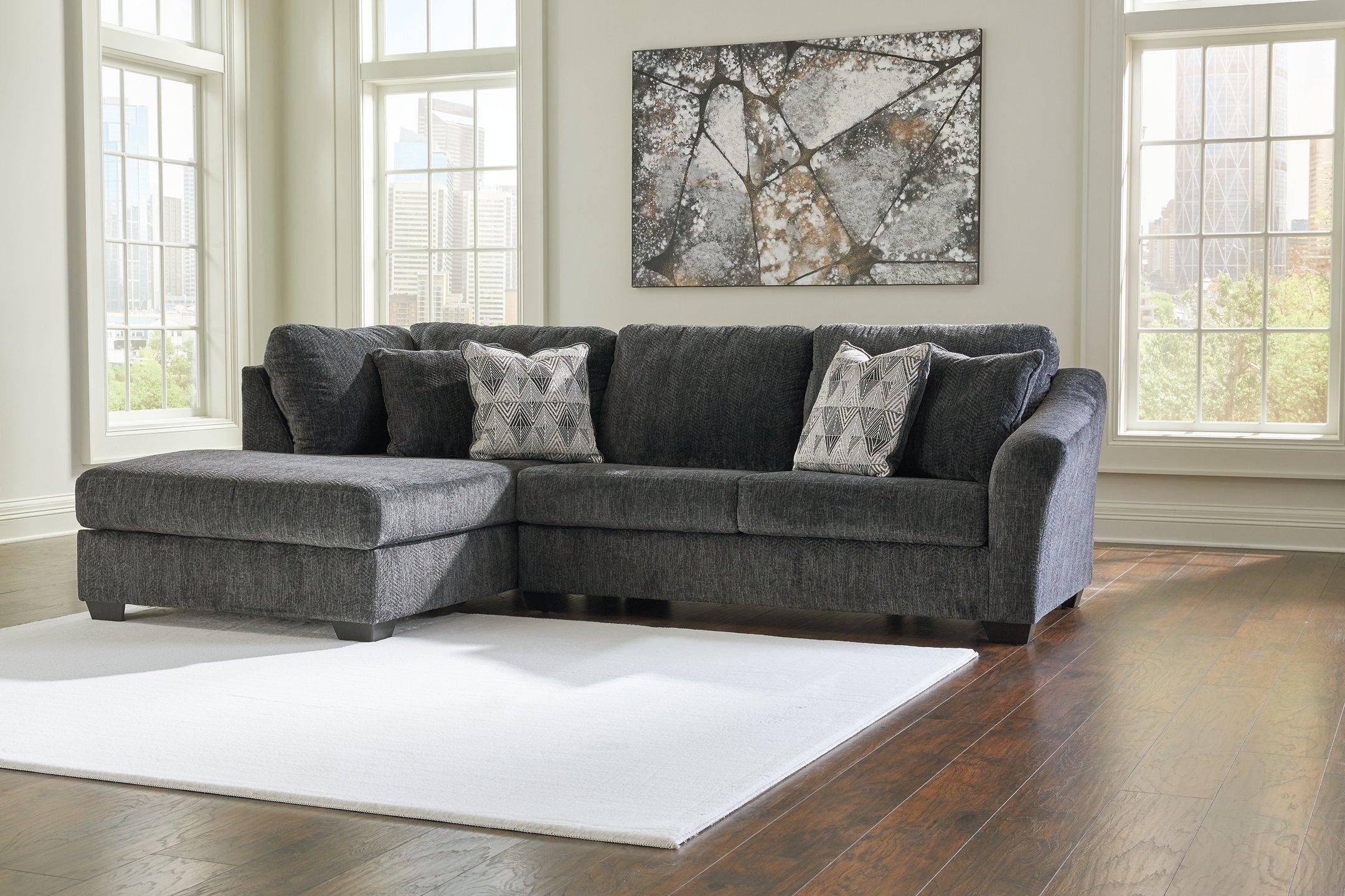 Biddeford 2-Piece Sectional with Chaise - Image 12