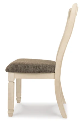 Bolanburg Dining Set - Image 9