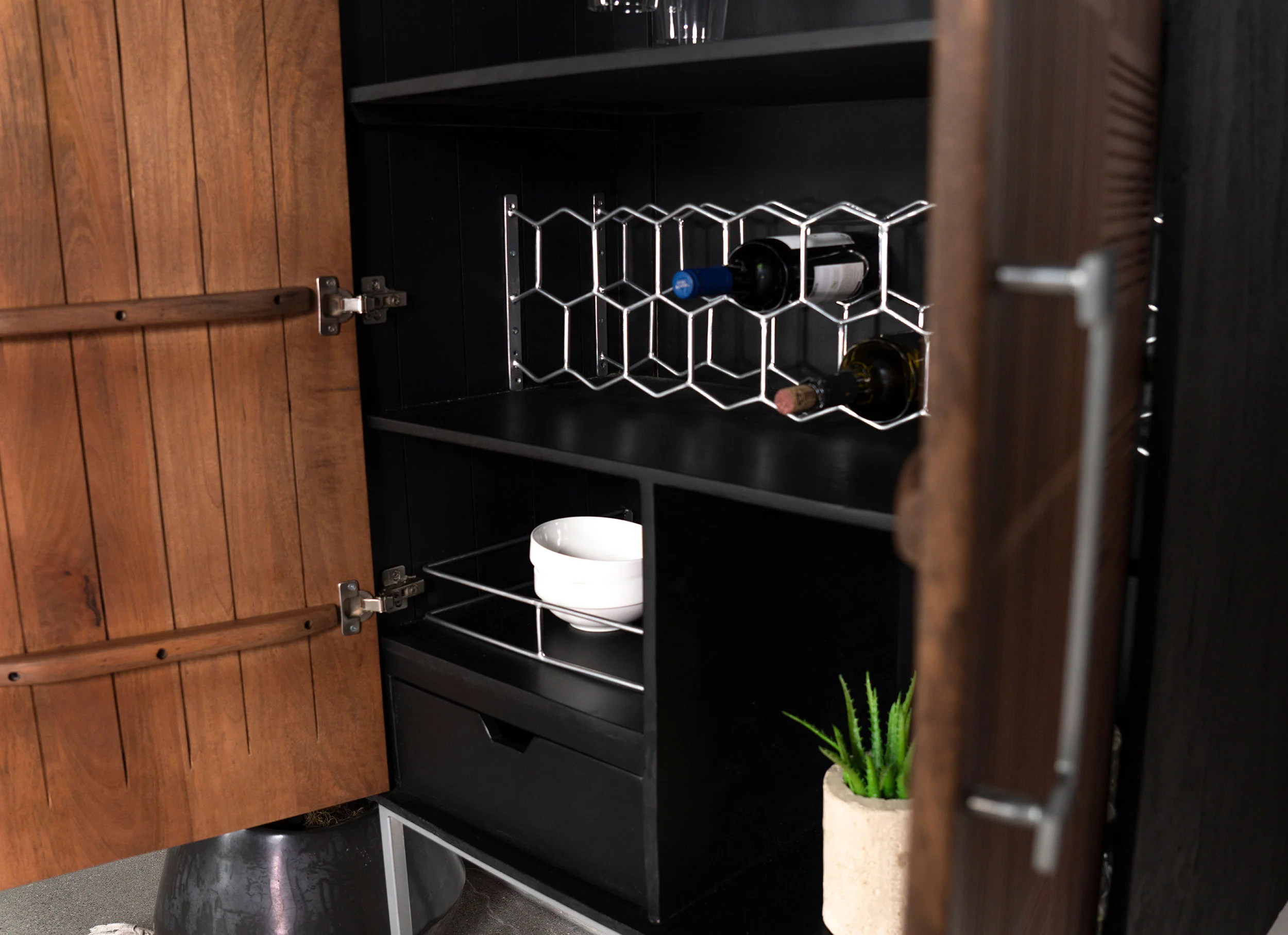 Borman Bar Cabinet - Image 13