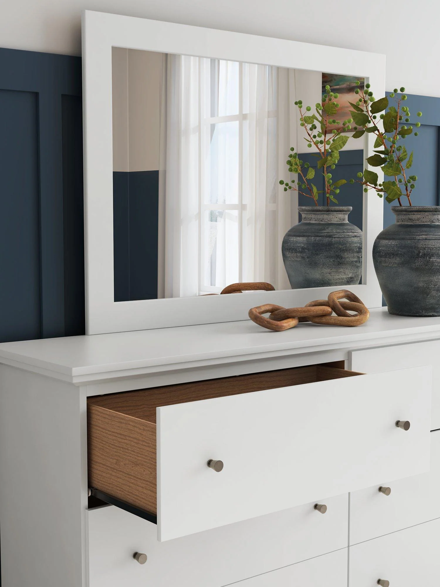 Bostwick Shoals Dresser and Mirror - Image 9