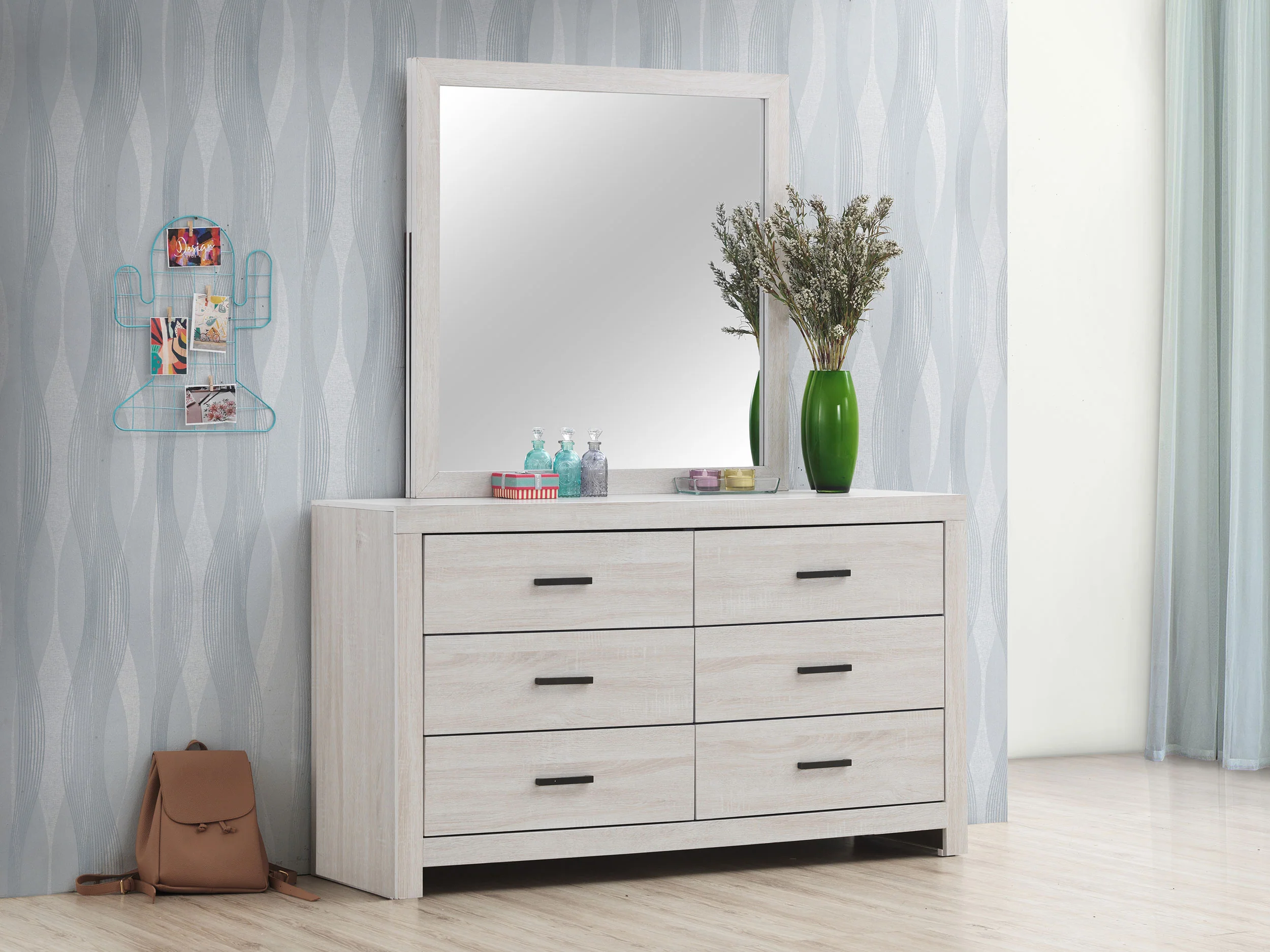 Brantford Dresser with Mirror - Image 15