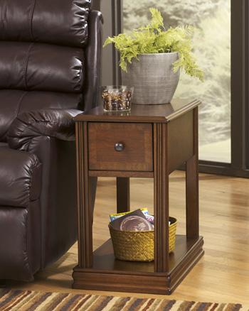 Breegin Chairside End Table - Image 15