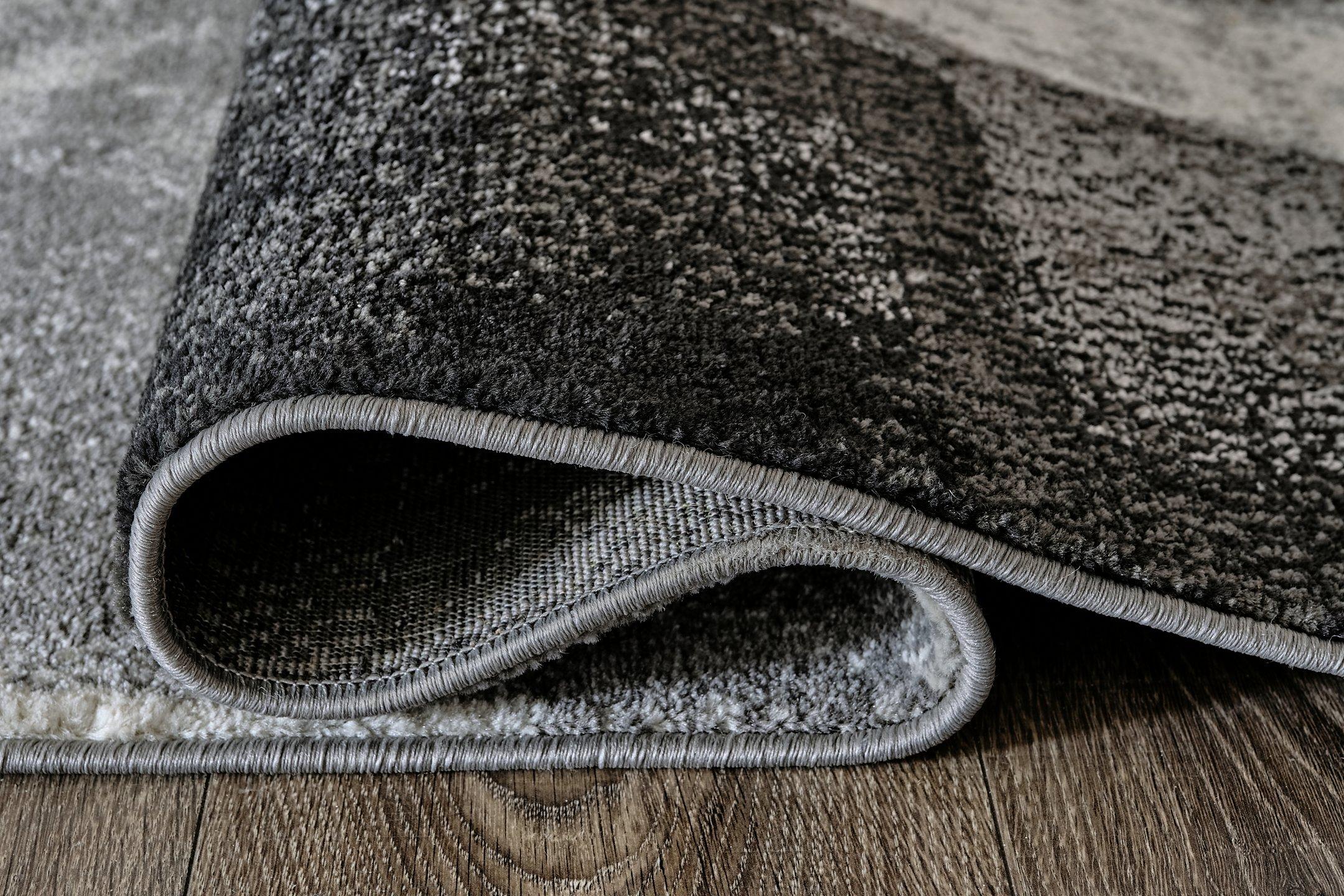 Brycebourne 5'3" x 7'7" Rug - Image 4