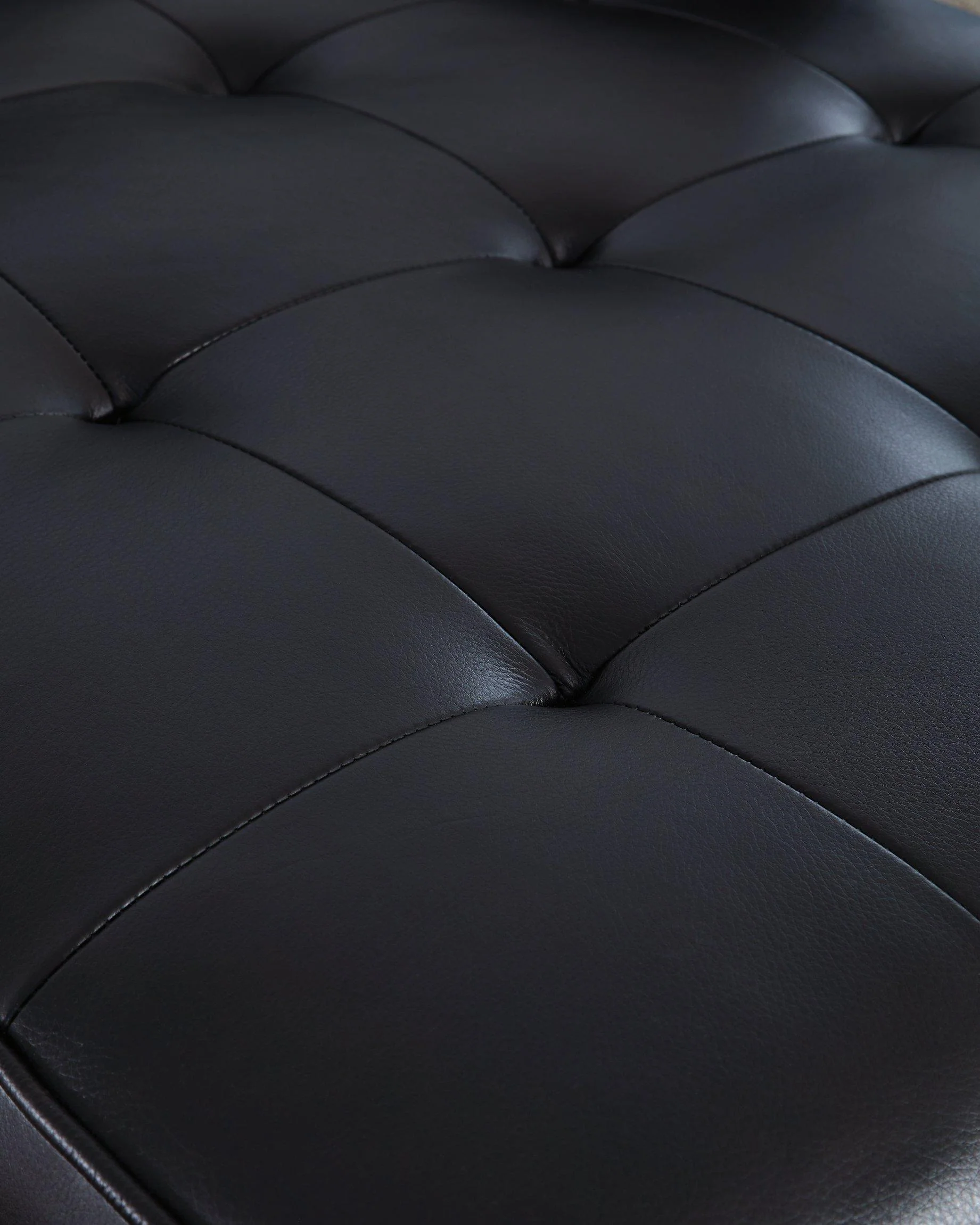 Bryceview Chaise - Image 5