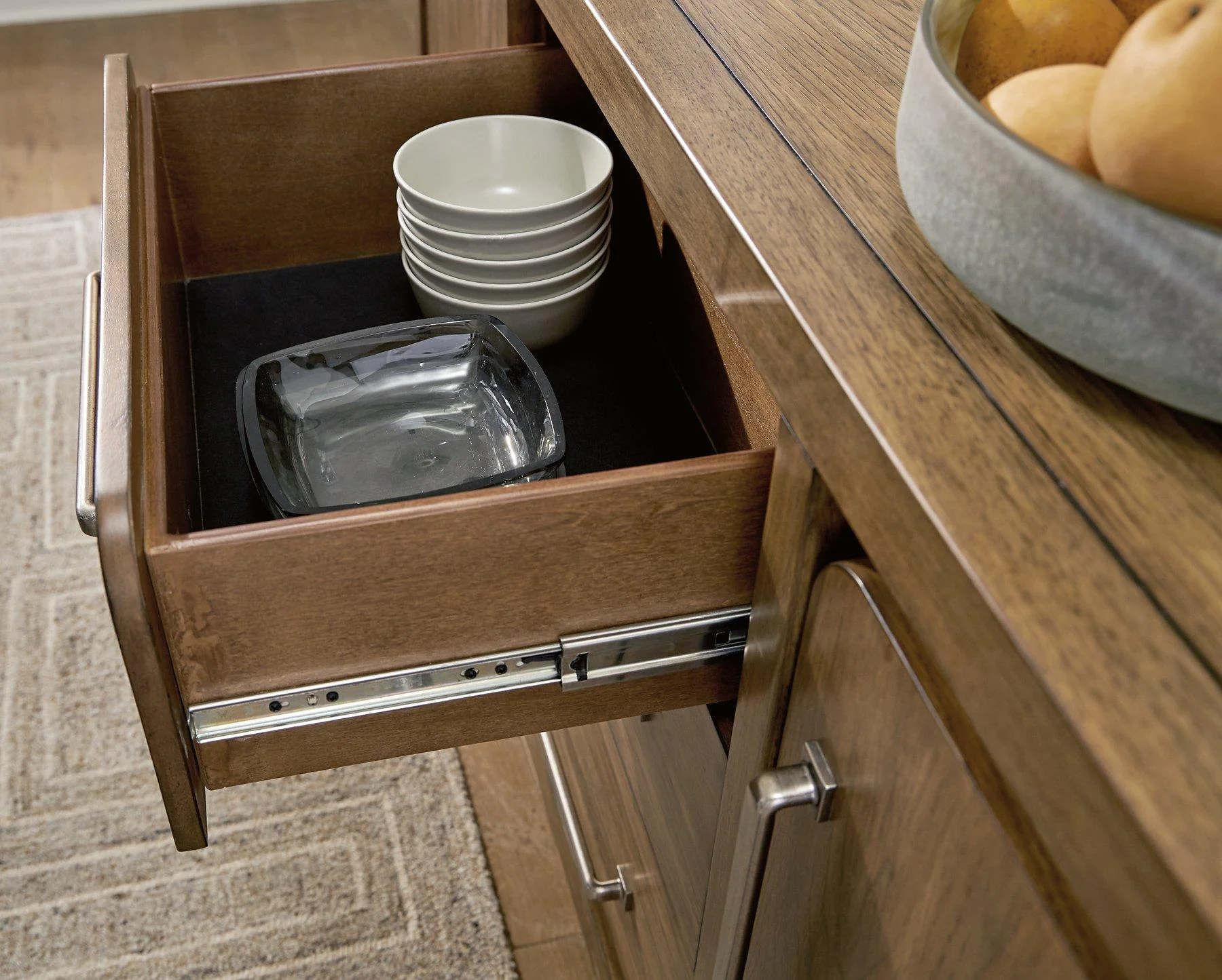 Cabalynn Dining Server - Image 7