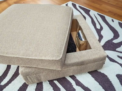 Calnita Ottoman With Storage - Image 9