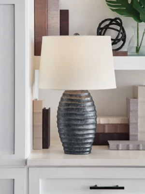 Caronick Table Lamp (Set of 2)