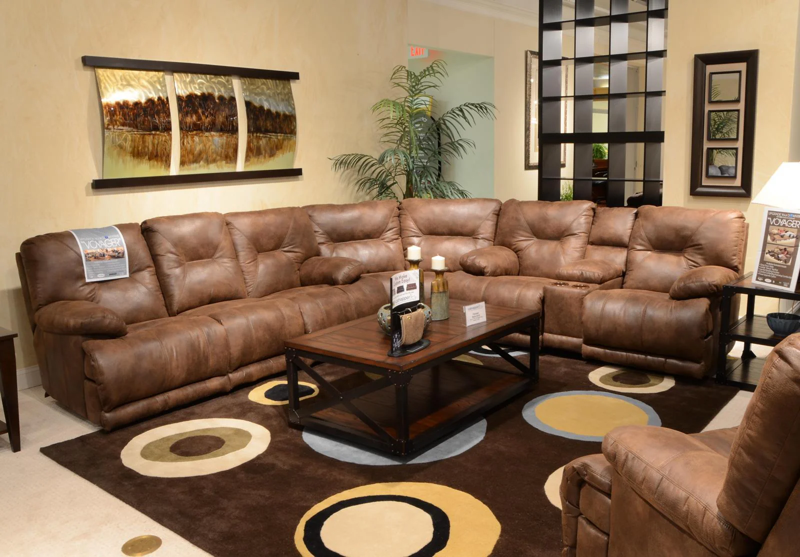 Catnapper Voyager Lay Flat Reclining Console Loveseat in Elk - Image 3
