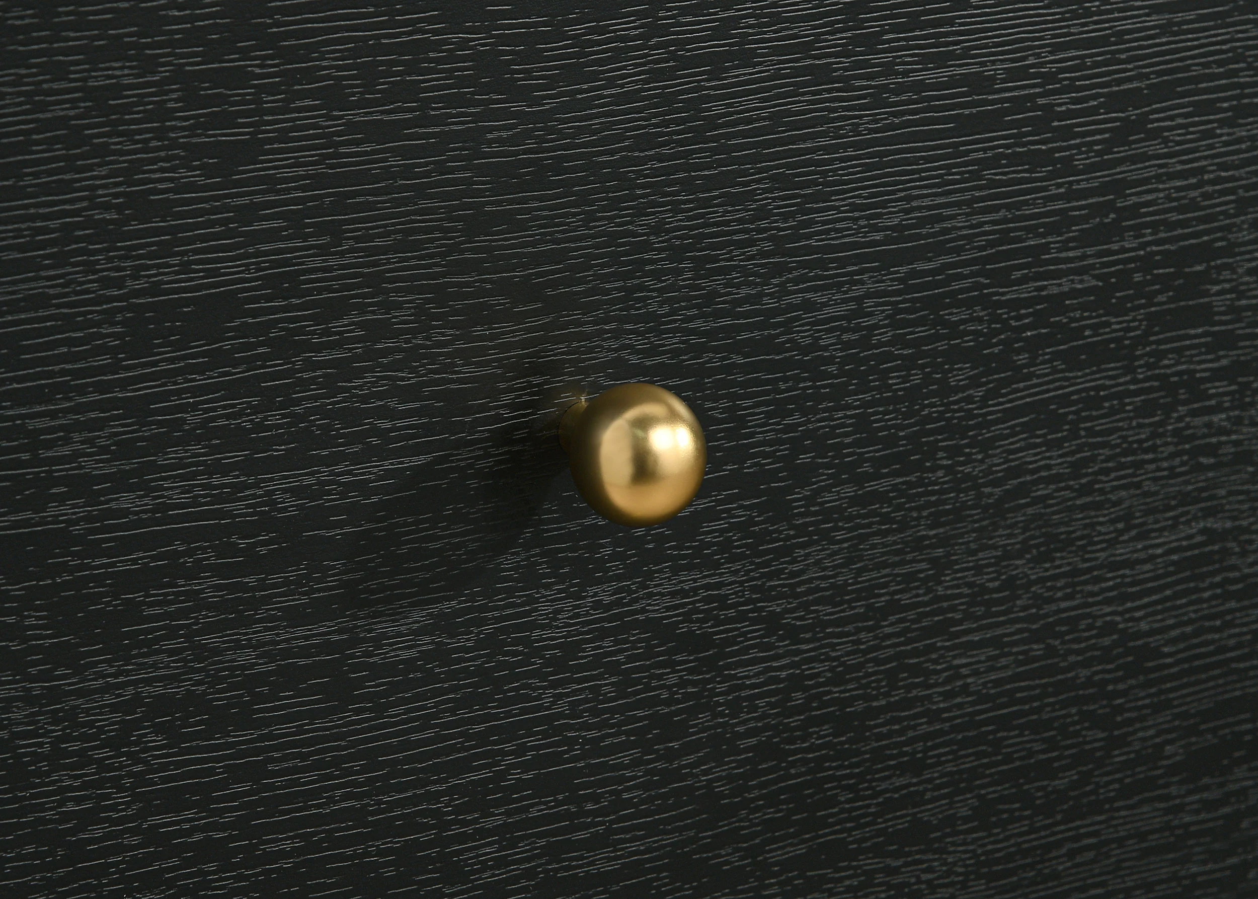 Cavelle Chest of Drawers - Image 10