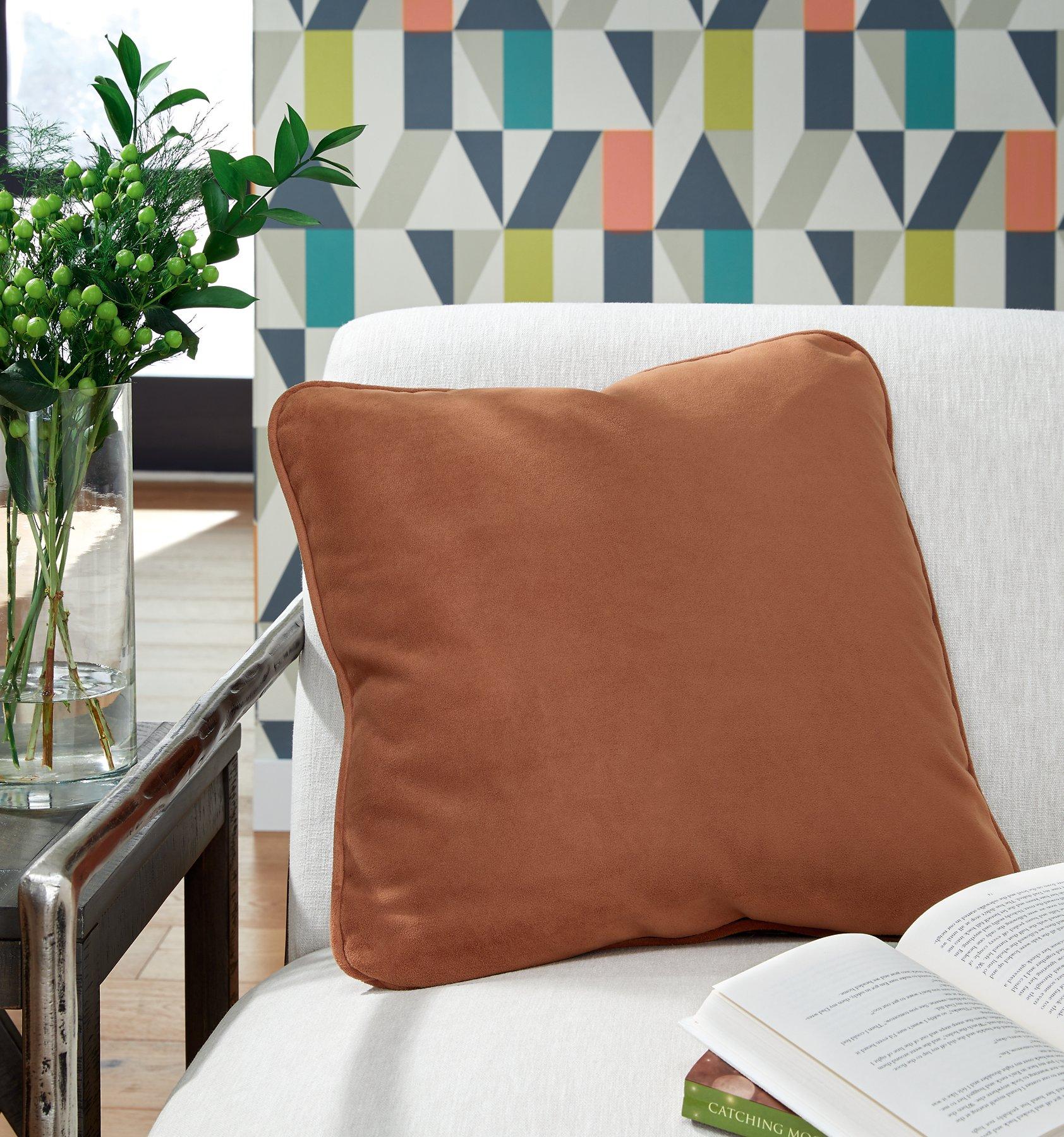 Caygan Pillow - Image 8