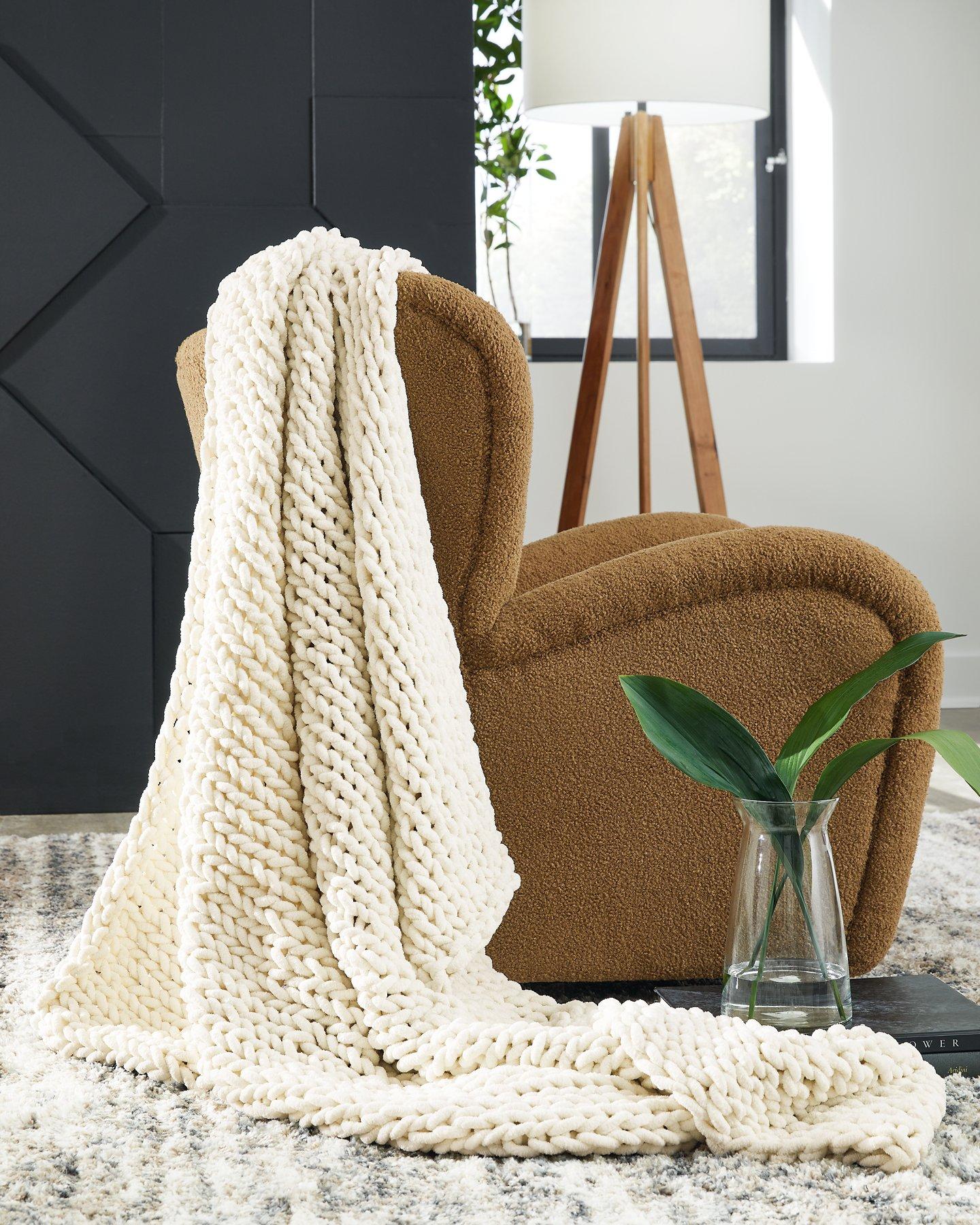 Chaddon Throw - Image 7