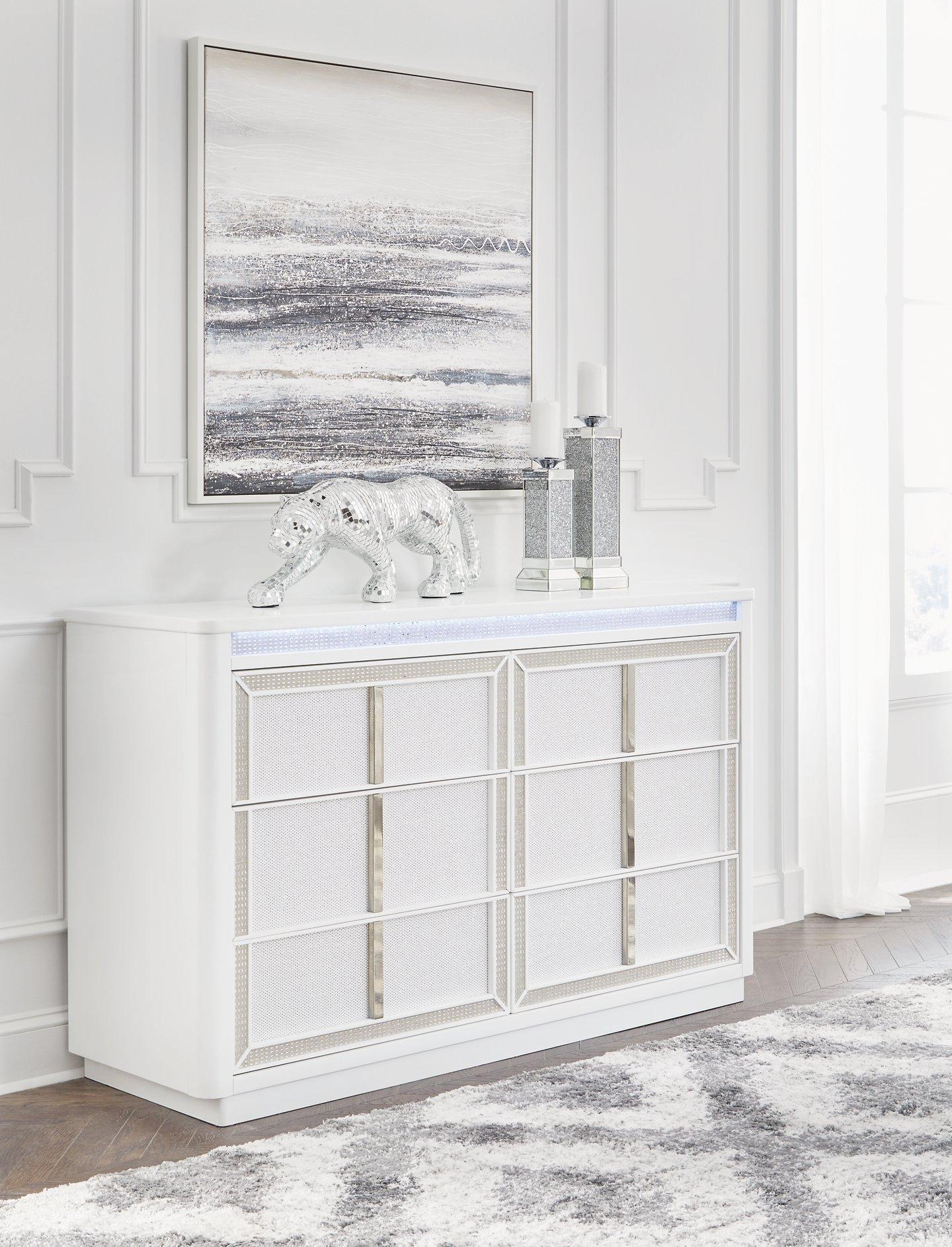 Chalanna Dresser and Mirror - Image 5