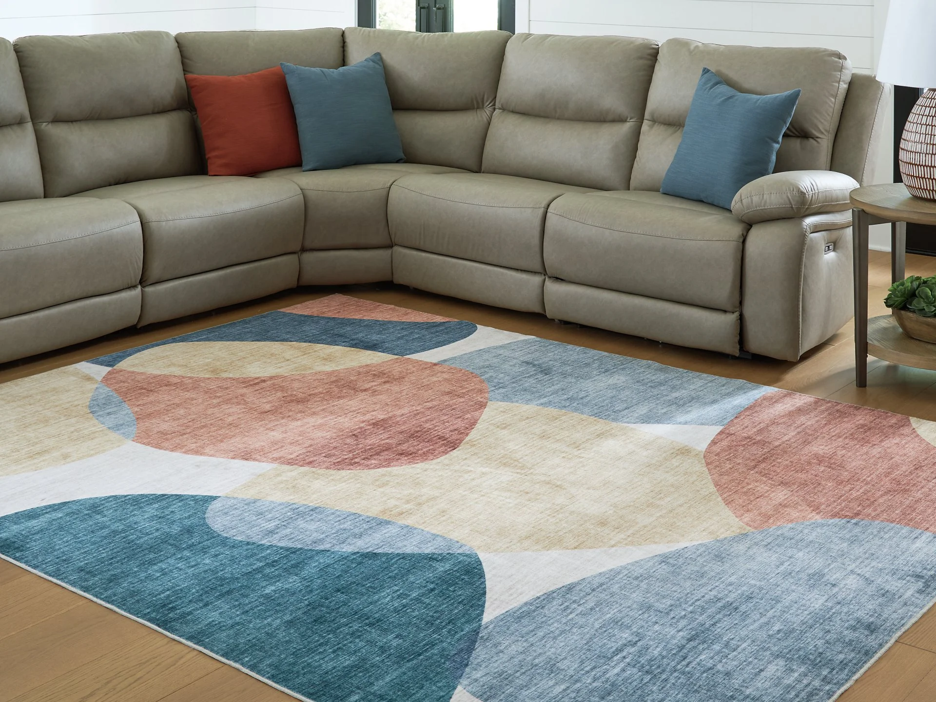 Chanleigh Washable 7'6" x 9'6" Area Rug - Image 2