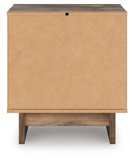 Chirason Nightstand - Image 6