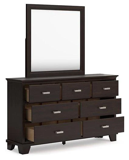 Covetown Dresser and Mirror - Image 17