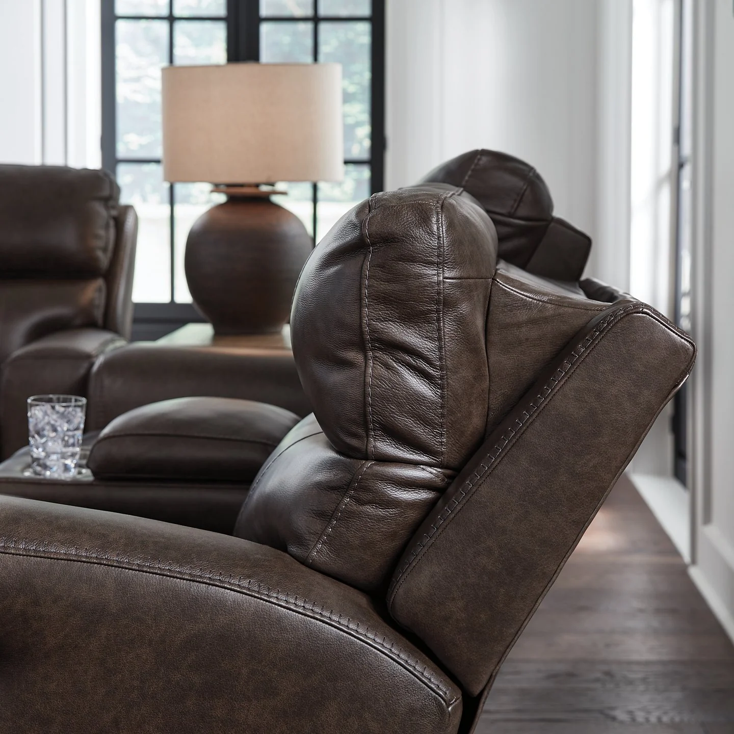 Crossplex Power Reclining Loveseat with Console - Image 6
