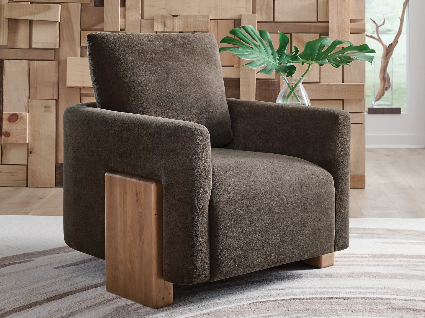 Dairlett Accent Chair - Image 2