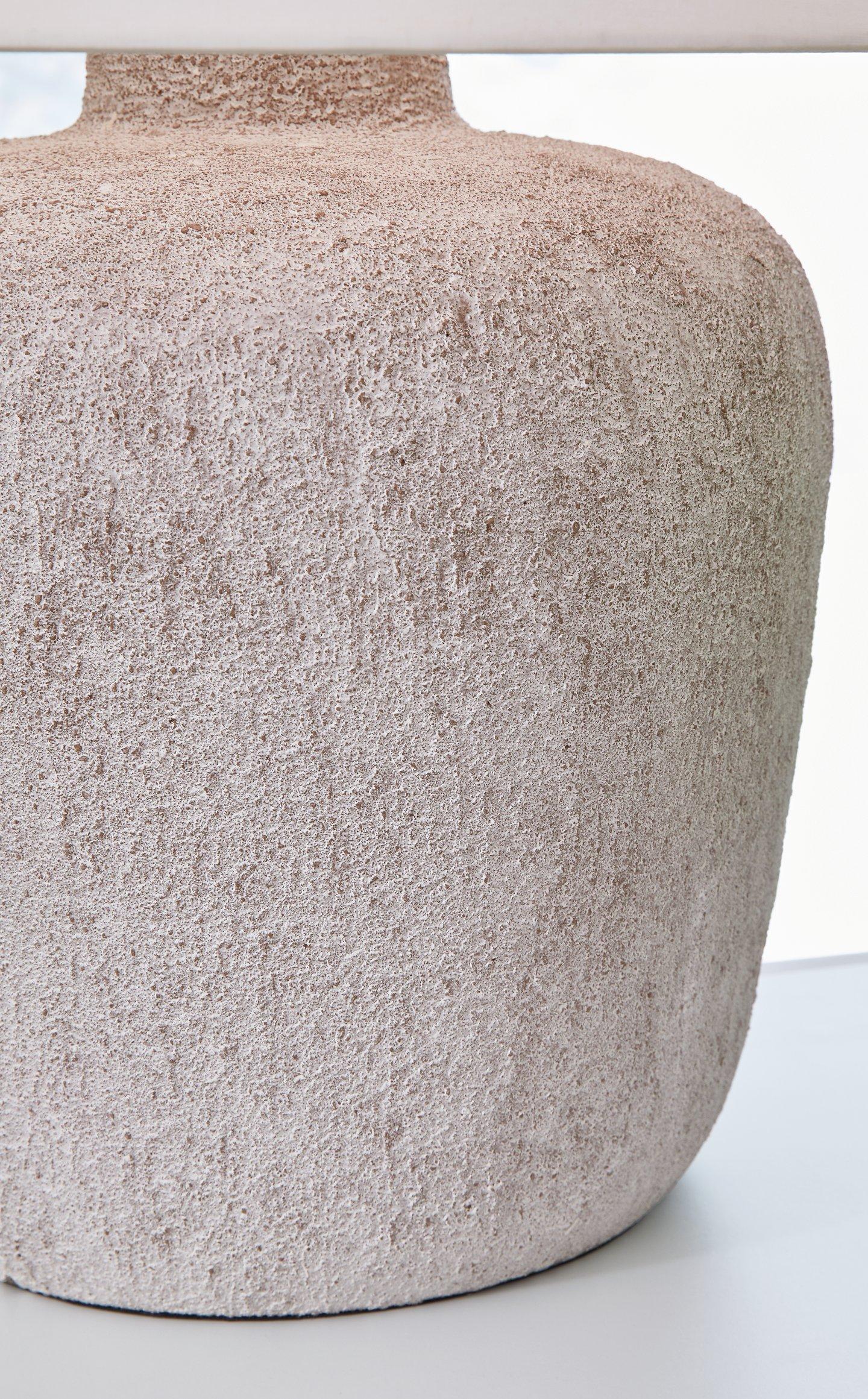 Danry Table Lamp - Image 4