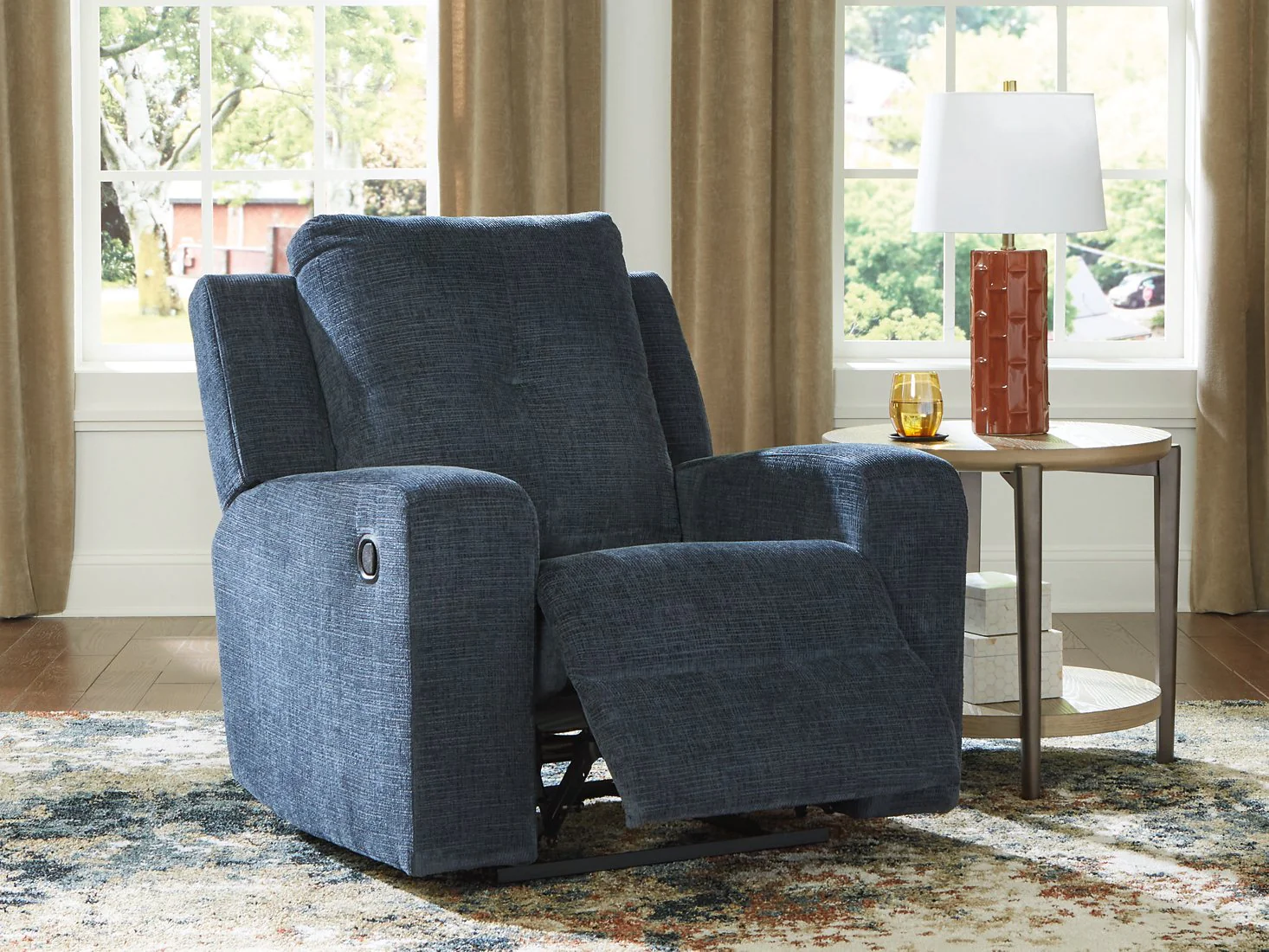 Danum Recliner - Image 8