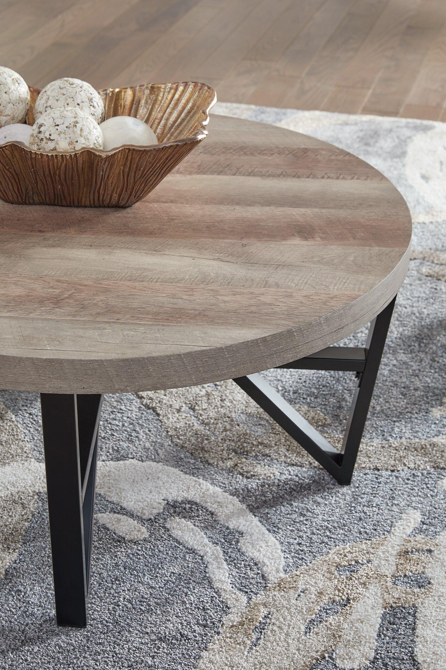Deanlee Table (Set of 3) - Image 4