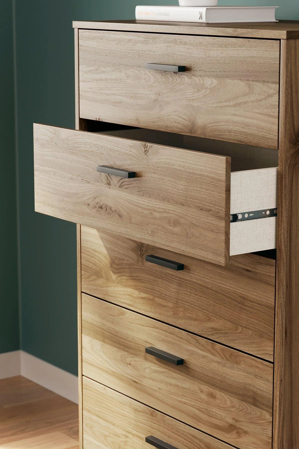Deanlow Chest of Drawers - Image 10