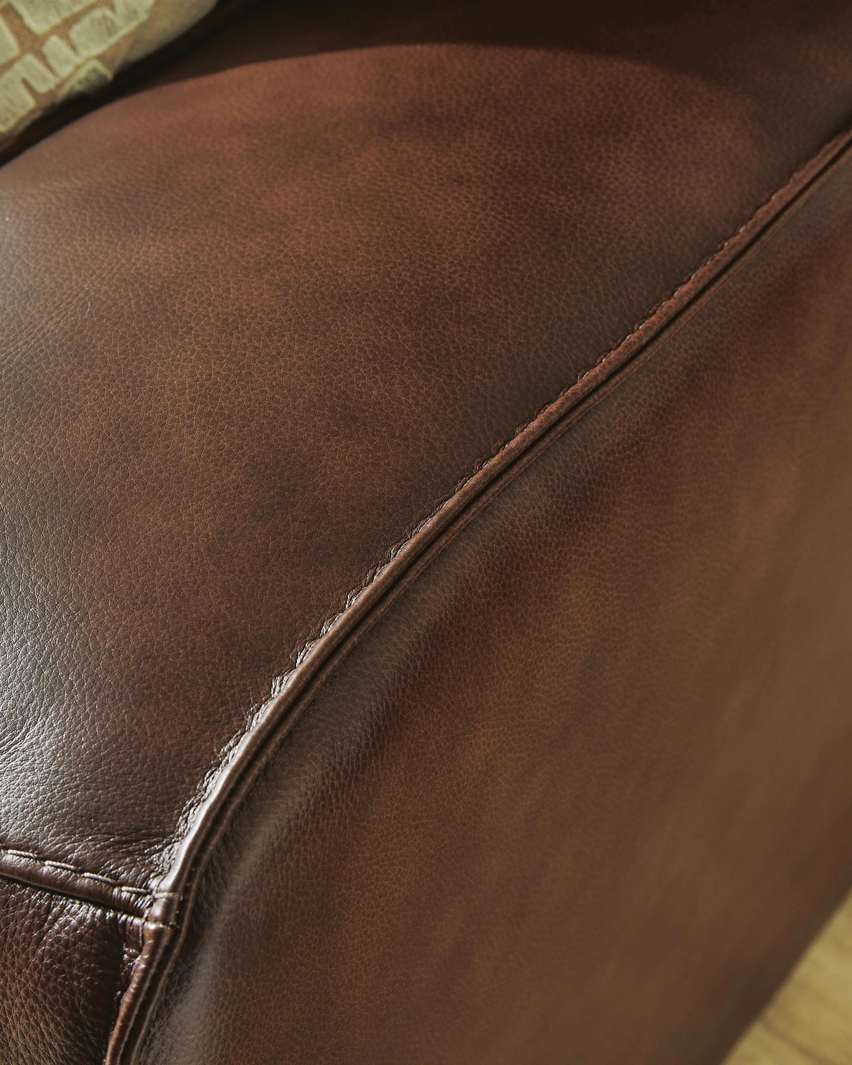 DeepWakes Power Reclining Sectional with Chaise - Image 16