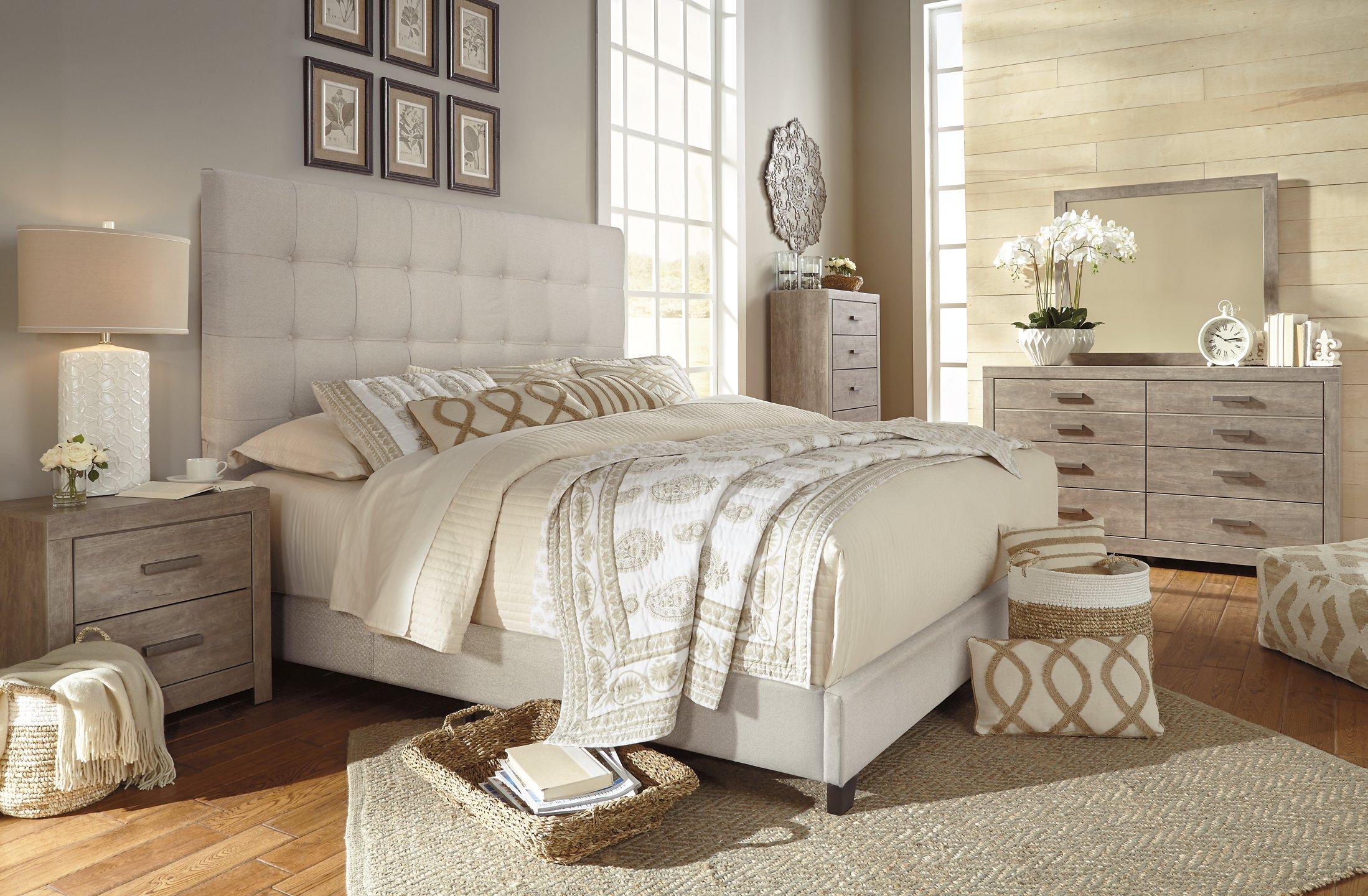 Dolante Upholstered Bed - Image 11